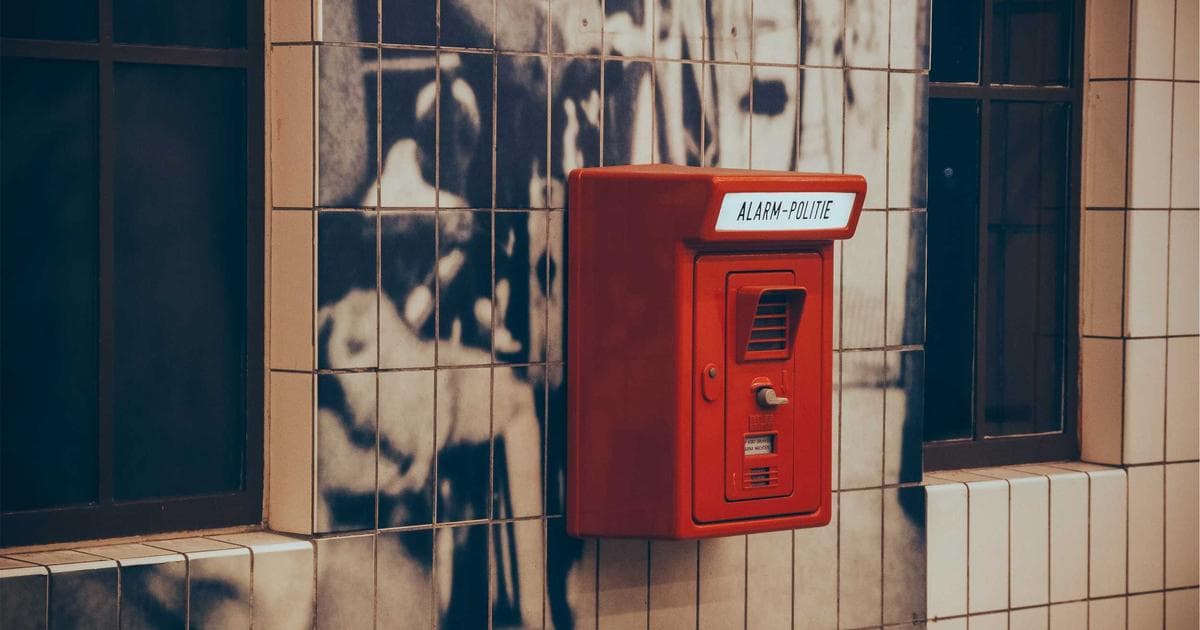 Tenured Customer Service Reps Command a Salary Premium — With Exceptions